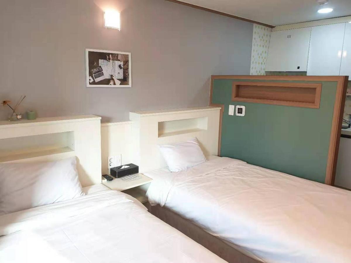 Hy Choi Hostel Seogwipo Dış mekan fotoğraf