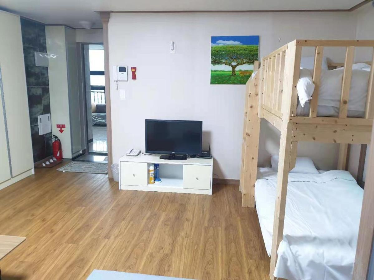 Hy Choi Hostel Seogwipo Dış mekan fotoğraf